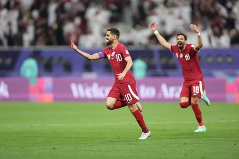تأثير عفيف وصالح على تشكيل منتخب قطر والإمارات في تصفيات كأس العالم
