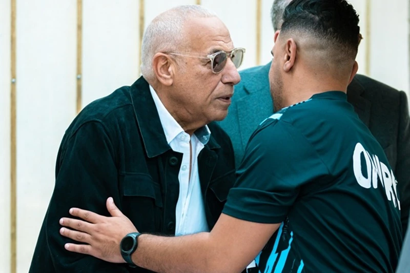 تأجيل الزمالك لقرار تعيين مدرب عام مصري: تفاصيل ومصادر