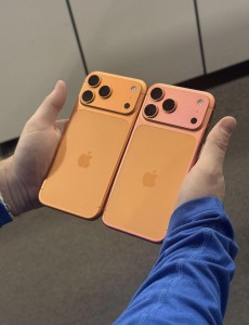 تحديات ظهور تغيّرات لون شاشات هواتف iPhone 17 Pro مبكرًا
