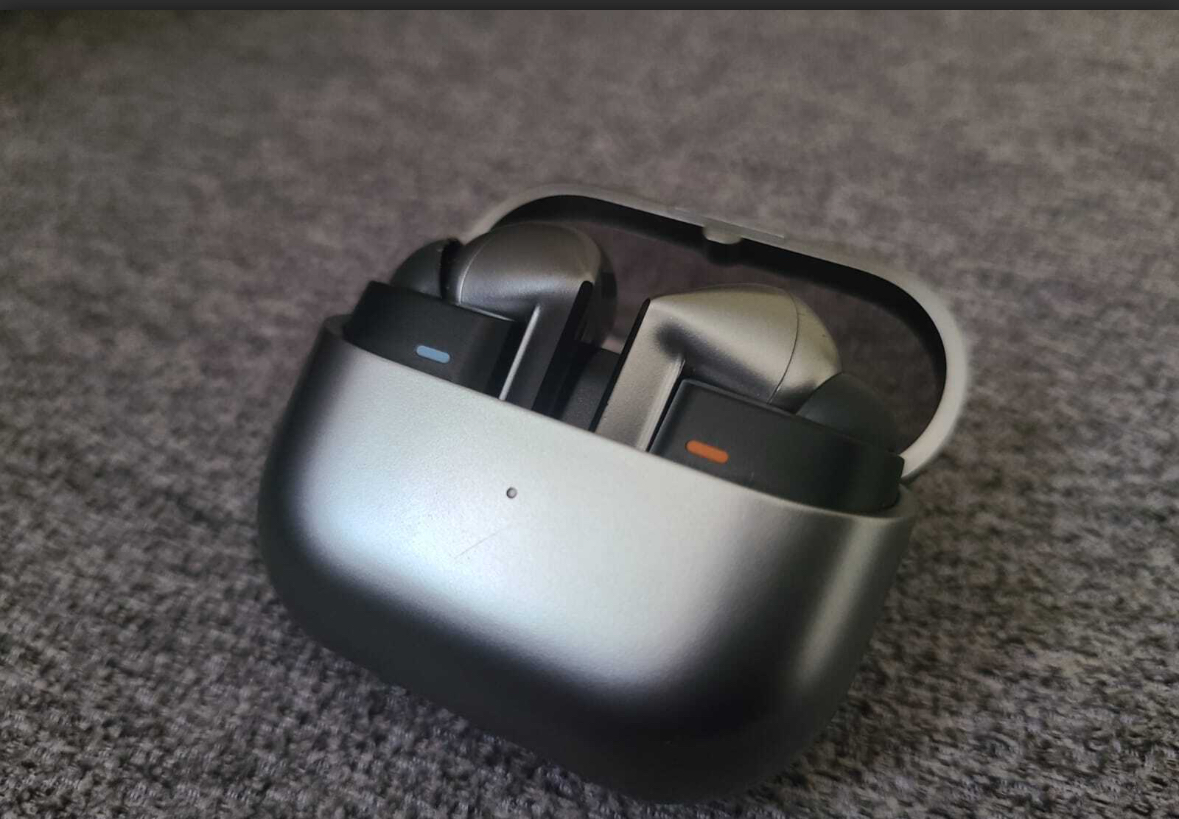تسريب جديد يكشف تصميم Galaxy Buds 4 الأكثر نعومة وابتكاراً