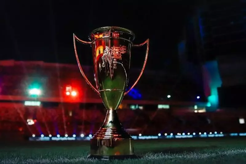 تعيين حكام أجانب لنهائي كأس السوبر المصري في الإمارات خطوة نحو احترافية المنافسات الرياضية
