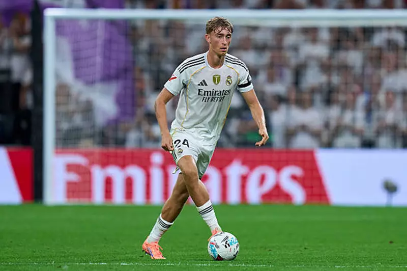 ريال مدريد يعلن تفاصيل إصابة اللاعب ديان هويسين