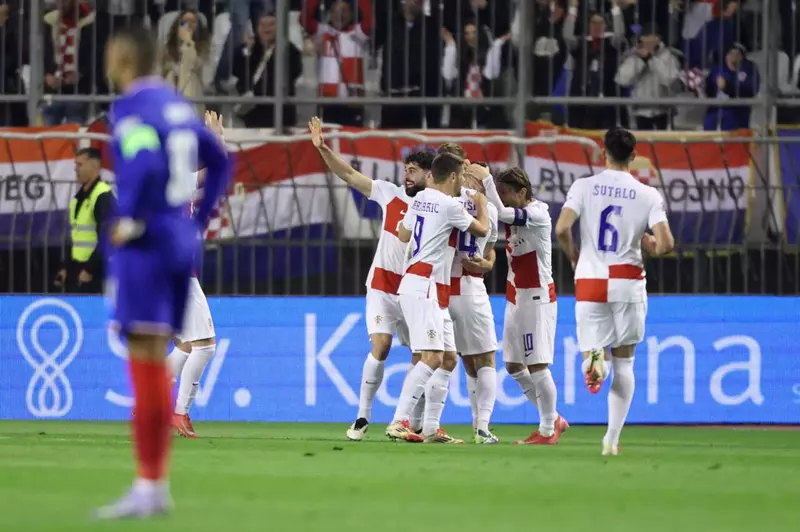 كرواتيا تتألق بفوز ساحق على جبل طارق ورومانيا تتأهل على حساب النمسا