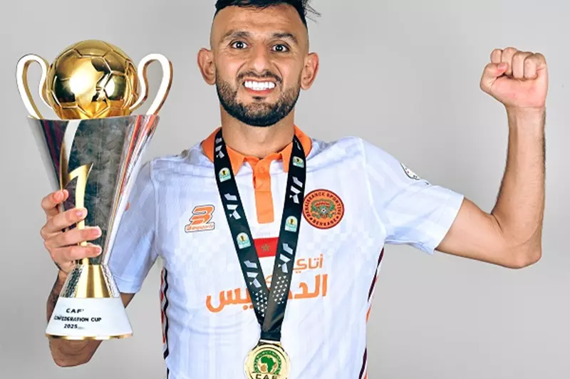 لاعب نهضة بركان: طموحاتنا في تحقيق الثلاثية التاريخية أمام بيراميدز القوي