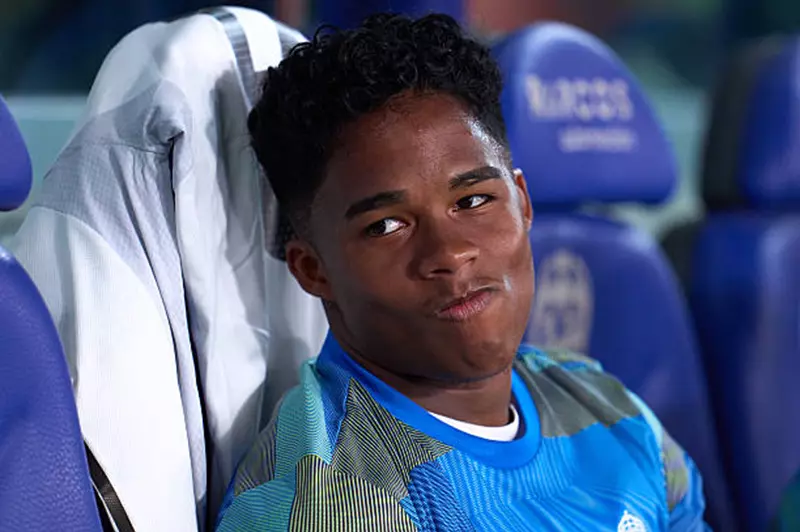 ليون يدخل قائمة المهتمين بالتعاقد مع موهبة إندريك البرازيلية