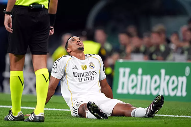 مستقبل مربك لأرنولد مع ريال مدريد: بين التحديات والفرص