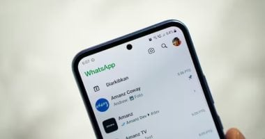 ميتا تفرض قيودًا جديدة على ChatGPT وPerplexity في استخدام واتساب